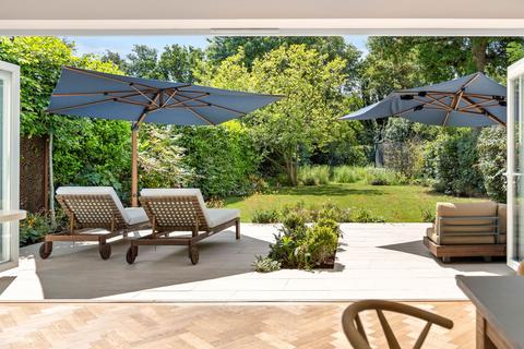 5 bedroom detached house for sale, Upper Cornsland, Brentwood CM14