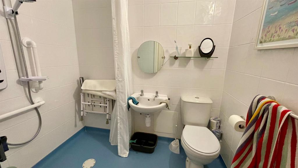 Tiled wet room