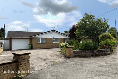 4 bedroom detached bungalow for sale, Sandbach Road, Church Lawton