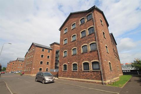 James Watt Way, Greenock