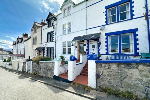 Llwynon Gardens, Llandudno, Conwy, LL30