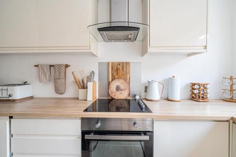 3 bedroom terraced house for sale, Farnborough,  Hampshire,  GU14