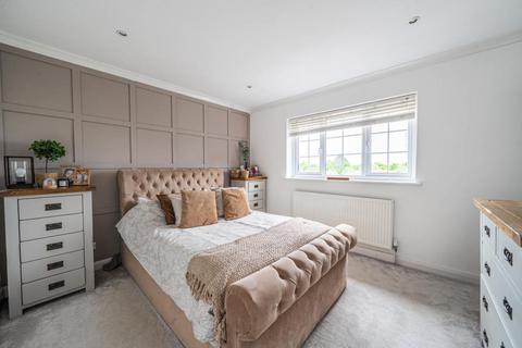 3 bedroom terraced house for sale, Farnborough,  Hampshire,  GU14