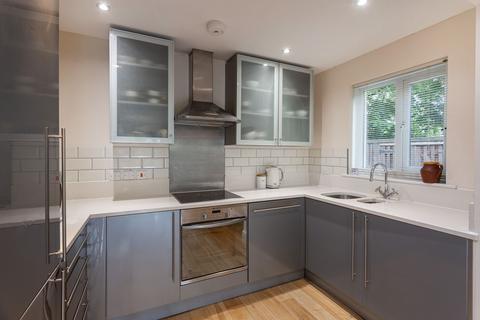 2 bedroom ground floor flat for sale, Five Mile Drive, The Lodge, OX2