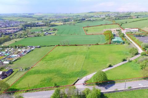 3 bedroom equestrian property for sale, Hole in the Wall Riding School, Church Hill, Crook