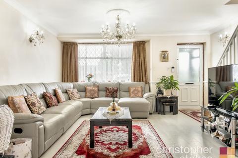 87 Oatlands Road, Enfield, EN3 5LP