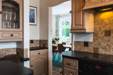 25 Abbey Crescent, Sheffield, S7 2QX