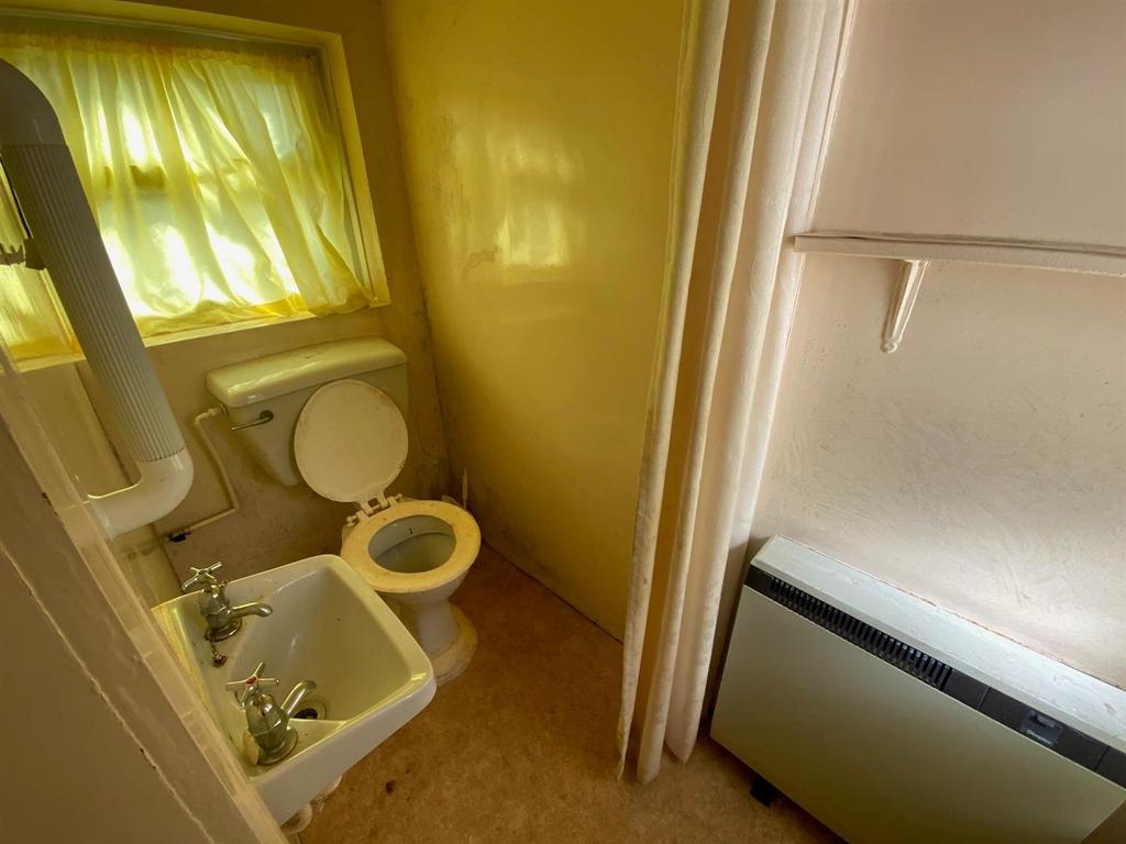 WC.jpg