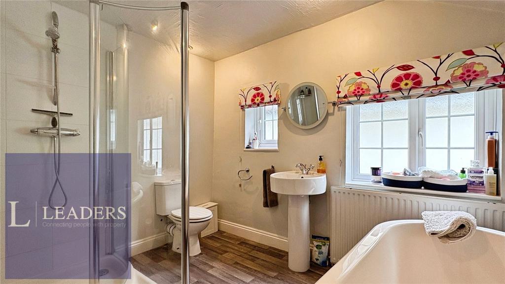 Ensuite