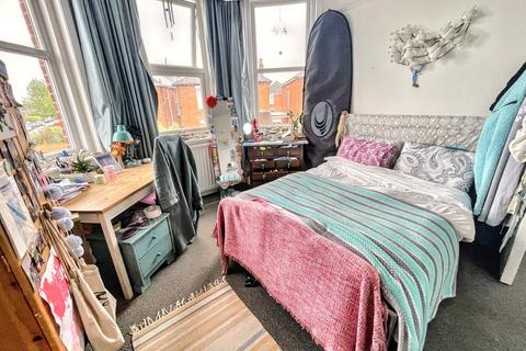 4 Kings Road, Bournemouth, BH3 7LD