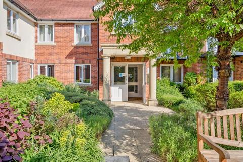 1 bedroom flat for sale, Wellington Avenue, Princes Risborough HP27