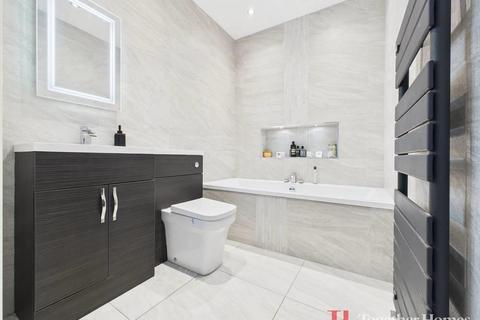 90 Brandon Close, Chafford Hundred, Grays, RM16 6QX