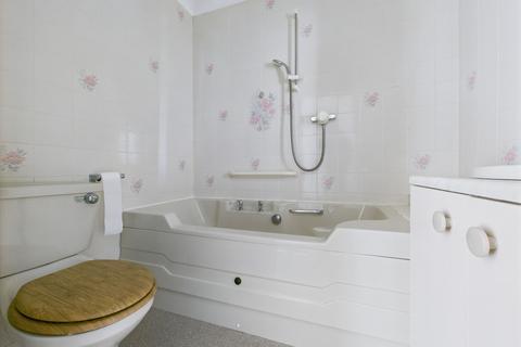 1 bedroom apartment for sale, Beech Court, Nottingham NG3