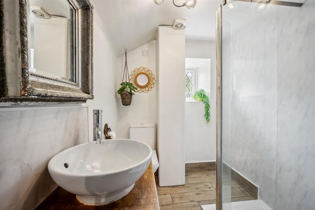 Shower Room to window.jpg
