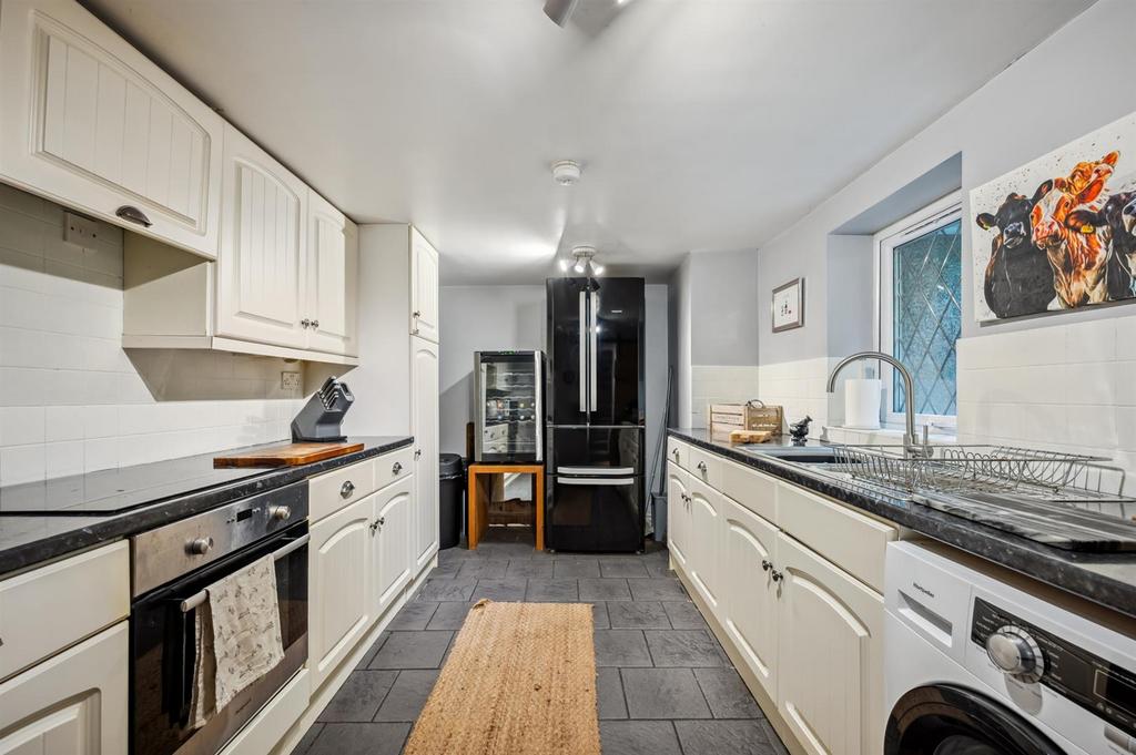 Kitchen.jpg