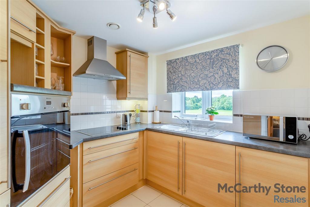 8651117-interior09.jpg