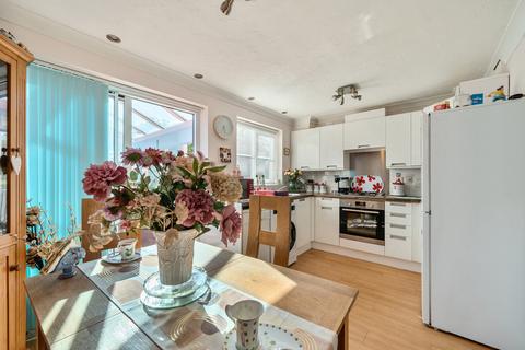 32 Atte Lane, Warfield, Bracknell, RG42 2QQ