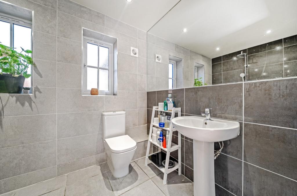 1304189-13-683f39a01cb8c