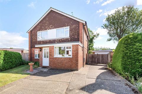 6 Elm Close, Ripley, Woking, GU23 6LE