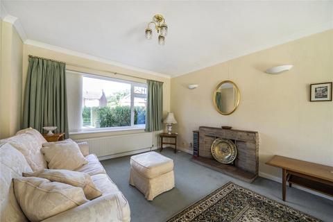 6 Elm Close, Ripley, Woking, GU23 6LE