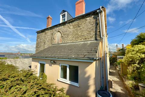 2 bedroom end of terrace house for sale, Whiterock Road, Wadebridge PL27