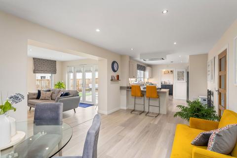 5 bedroom detached house for sale, Thriepmuir Walk, Livingston EH54