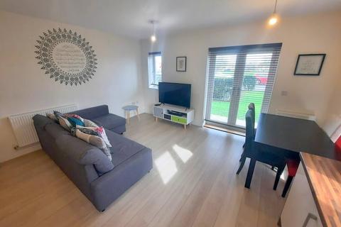 2 bedroom ground floor flat for sale, 14 Mulberry Avenue, Stanwell, Staines-Upon-Thames, TW19