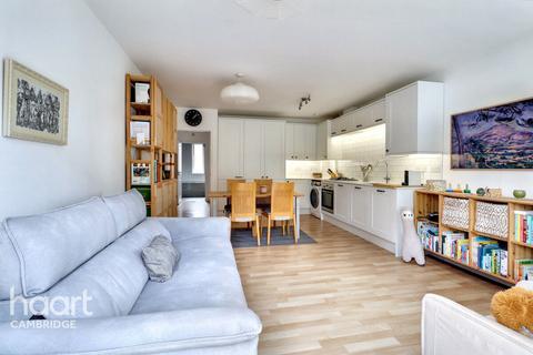 2 bedroom apartment for sale, Spring Drive, Trumpington