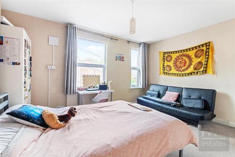 21 Albert Road, Lenton, Nottingham, NG7 2EX