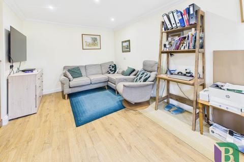 undefined, Aspley Court, Woburn Sands MK17