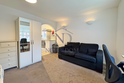 undefined, Chiswick, W4