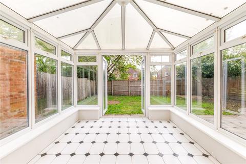 6 Cedar Drive, Ascot, SL5 0UA