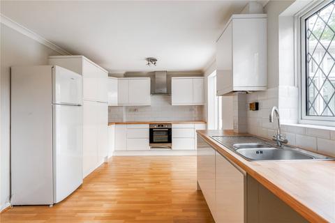 6 Cedar Drive, Ascot, SL5 0UA