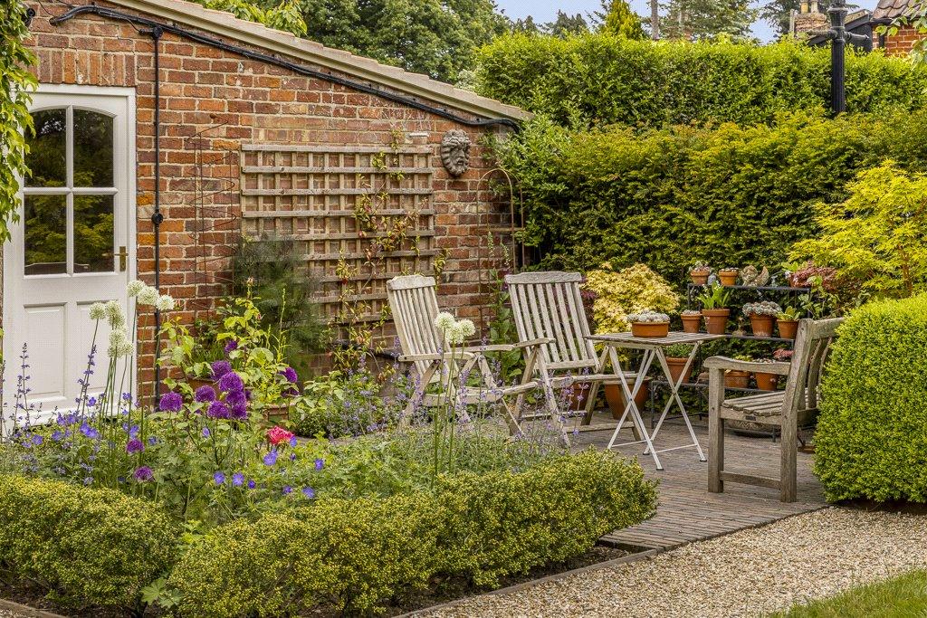 Garden Terrace