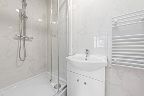 3 bedroom townhouse to rent, Whitehill Court, Glasgow City, Glasgow, G31