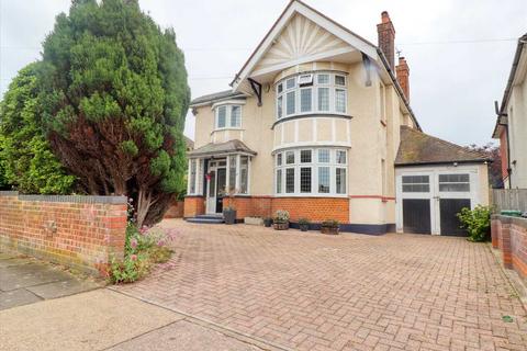 undefined, Clacton on Sea CO15