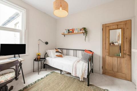 46a Argyle Avenue, Hounslow, TW3 2LF