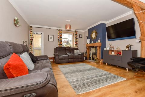 60 Coombe Valley Road, Dover, CT17 0EX
