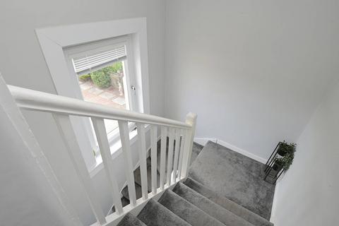 36 Birkenside, Gorebridge, EH23 4JB