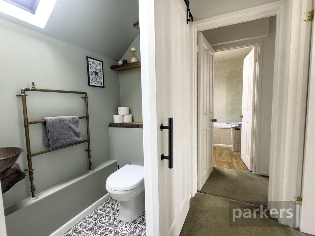 WC/hallway