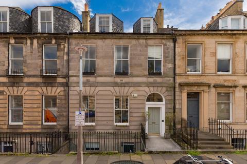 2 bedroom ground floor flat for sale, 27/1 Albany Street, New Town, Edinburgh, EH1 3QN
