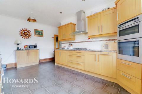 undefined, Yarmouth Road, Lowestoft