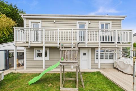 4 bedroom detached house for sale, St Lawrence