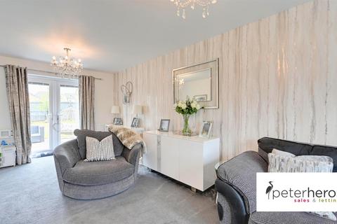 2 Swanmore, Sunderland, SR3 2FN