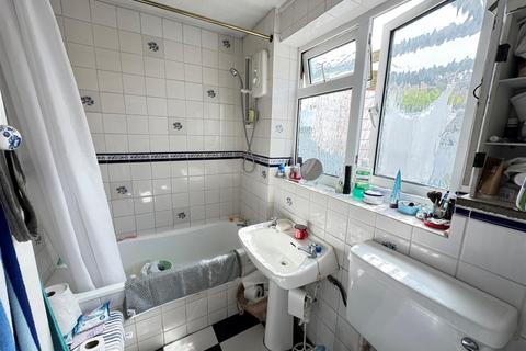 16 Plas Newydd, Southend-on-sea, SS1 3AG