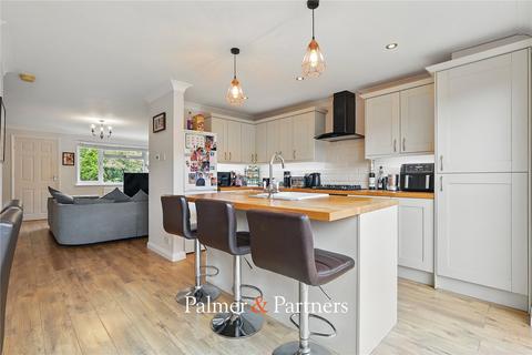 356 Linnet Drive, Chelmsford, CM2 8AL