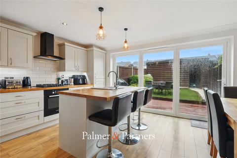 356 Linnet Drive, Chelmsford, CM2 8AL
