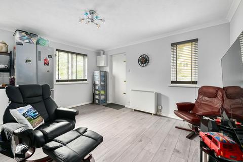 1 Delibes Road, Basingstoke, RG22 4LZ