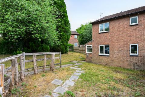 1 Delibes Road, Basingstoke, RG22 4LZ