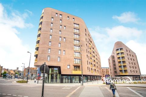 1 bedroom flat to rent, Medway Street, Chatham, Kent, ME4
